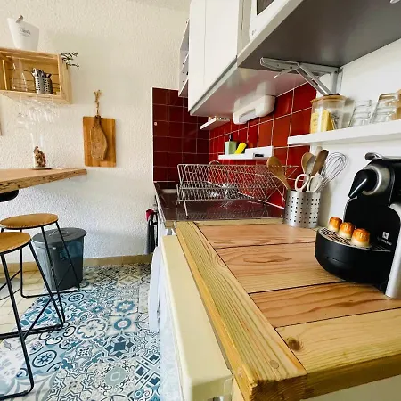 Cosy Deux Pieces Pour 4 Personnes En Centre Ville Classe Cavalaire-sur-Mer Exterior photo